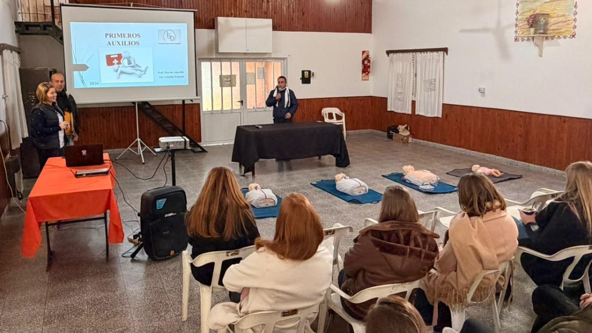 Capacitación en Primeros Auxilios, RCP, Maniobra de Heimlich y Salud Mental