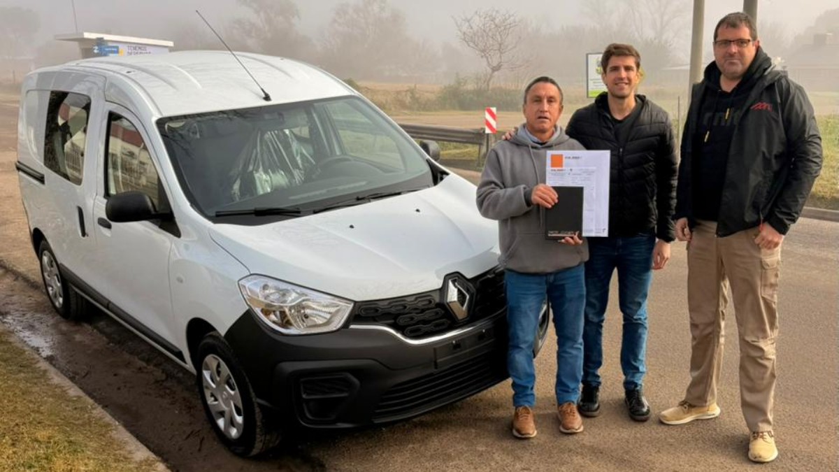 Adquisición de nuevo vehículo utilitario